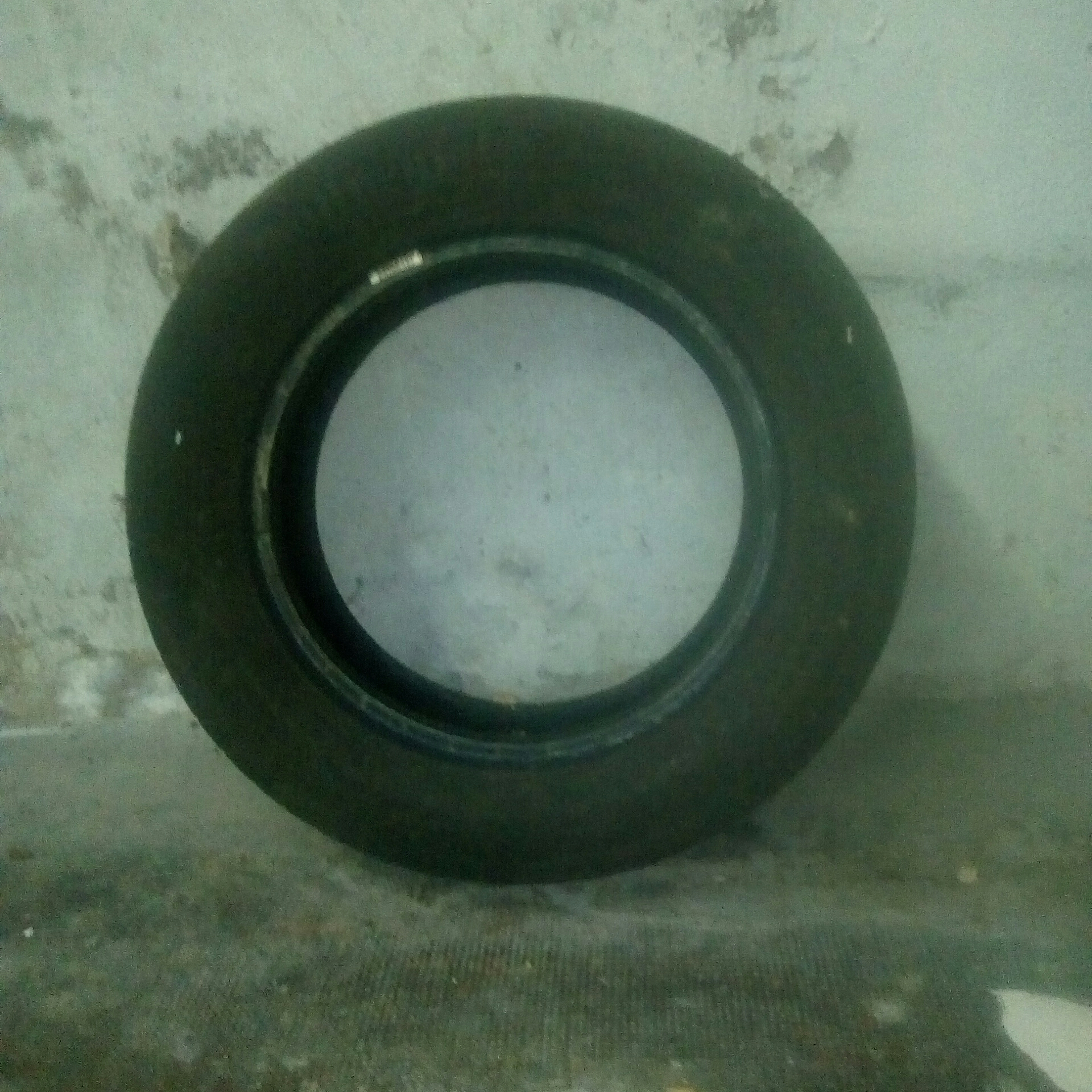 Deux pneus à vendre