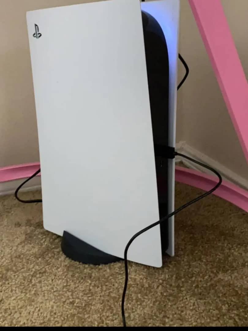 Une PlayStation station 5 - Miniature 4