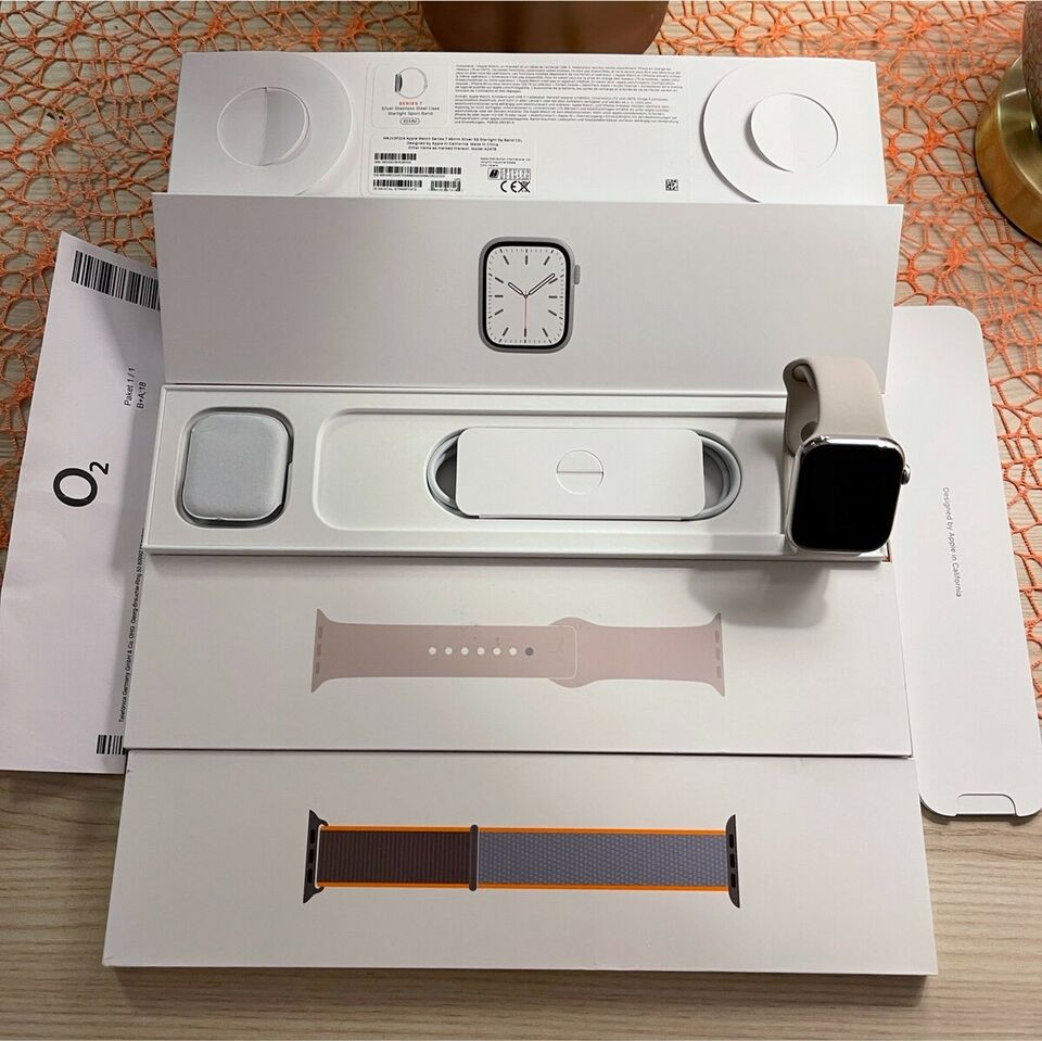Apple Watch Series 7 GPS + Celluar, 45mm