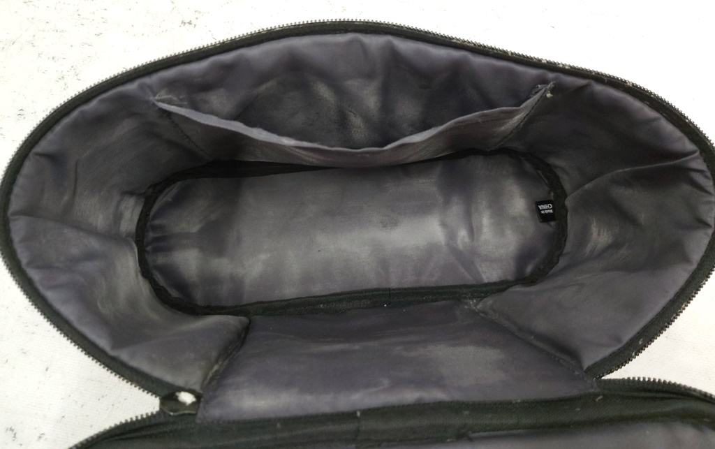 Sacoche pompe-compresseur électrique Tesla  02L000385214 box