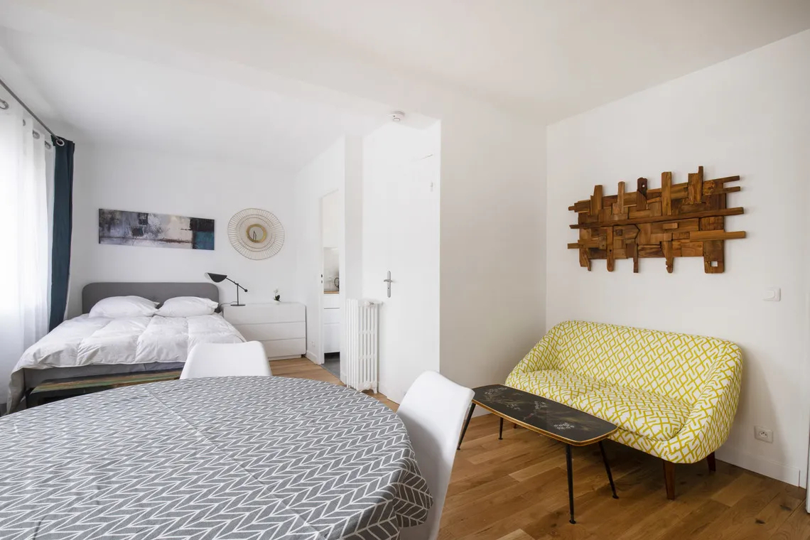 Studio meublé a louer, entièrement refaite à neuf et équipée - Photo 1
