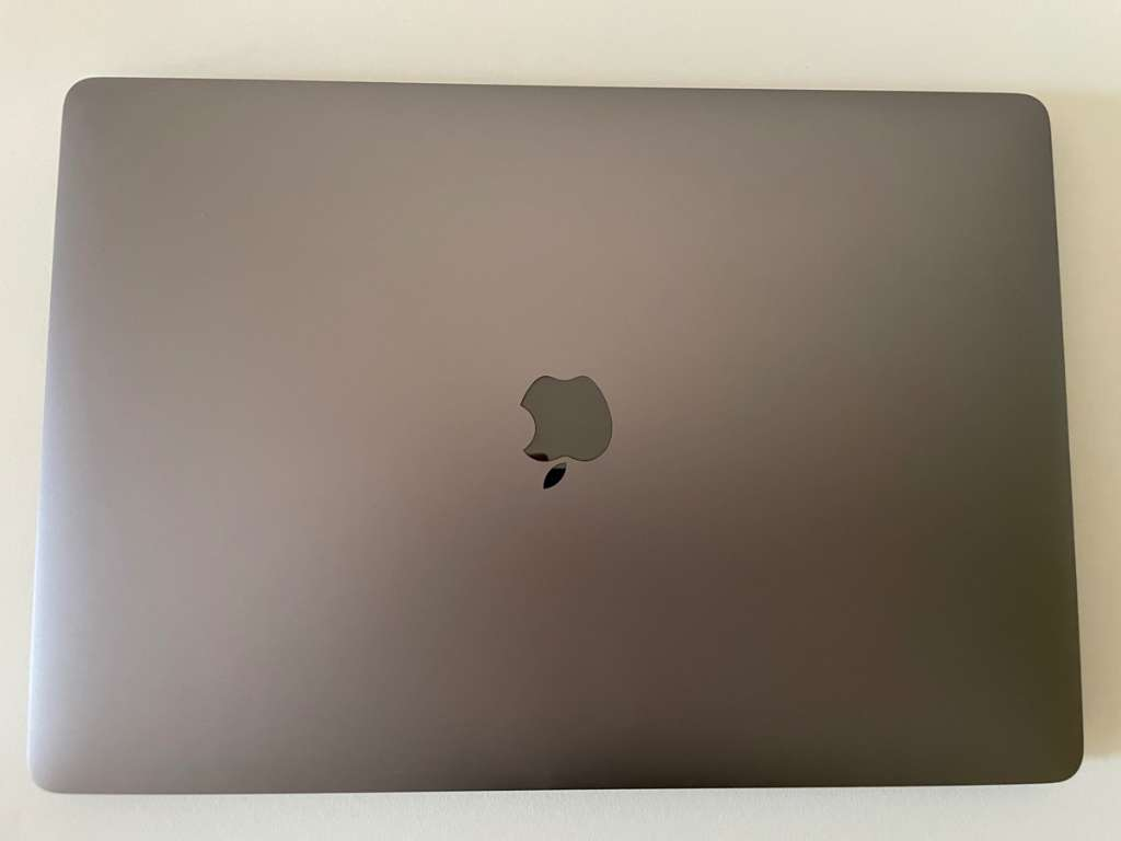 Apple MacBook Pro 15, barre tactile, SSD 1 To, i7 quadricœur 2,9 GHz - Miniature 5