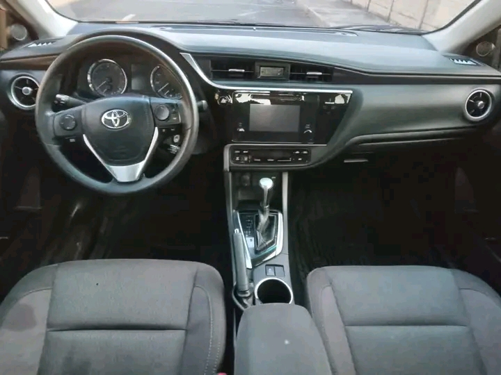 Toyota Corolla LE 2017
