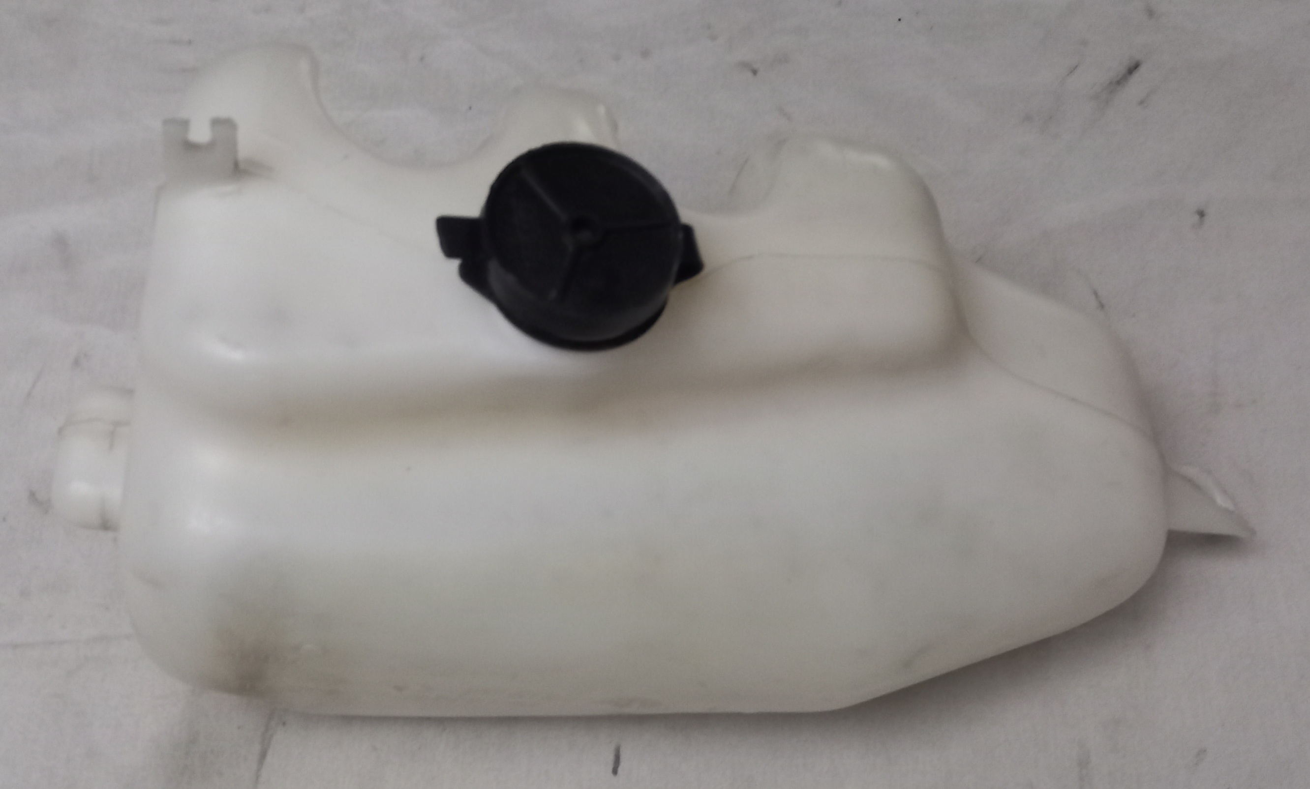 Réservoir de liquide lave-glace Renault Clio 1990-1999