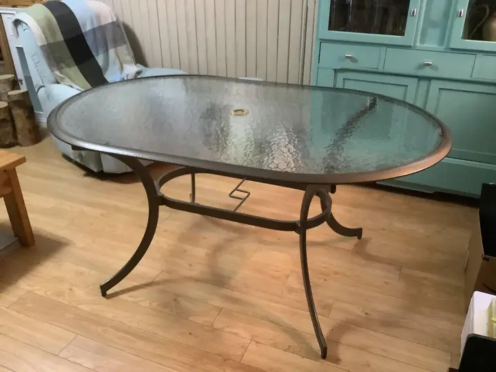 Table ovale - Miniature 2