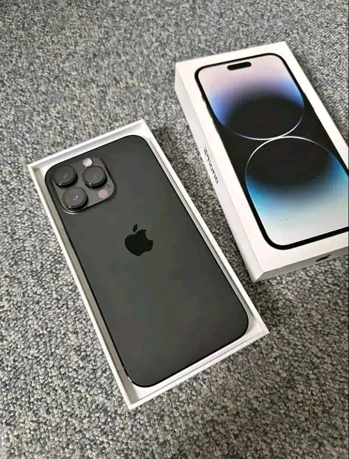 Téléphone portable de marque iphone 14pro max