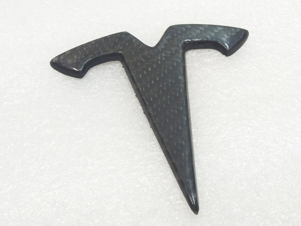 Emblème "T" couvercle de coffre CARBONE Tesla Model 3 1494950-00-A
carbon