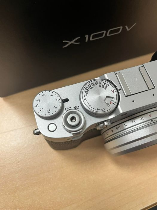 Fuji  X100V