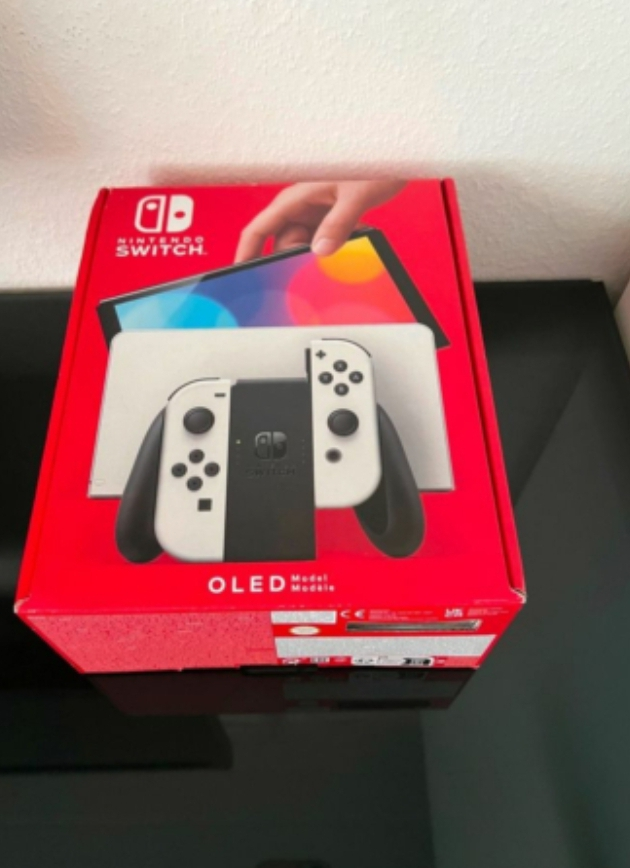 Nintendo Switch Older - Miniature 3
