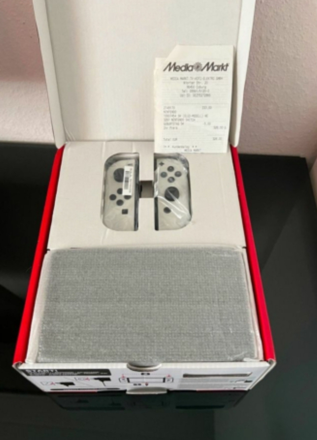 Nintendo Switch Older - Miniature 4