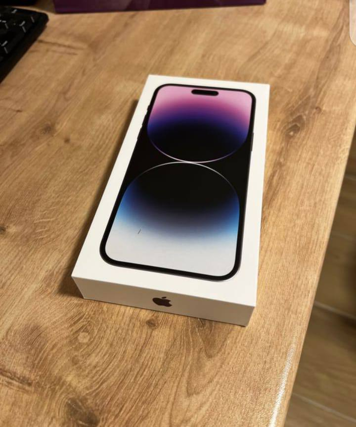 Je vends mon iphone 14 pro max 256 Go Noir sidéral