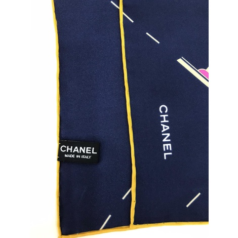 FOULARD Chanel - État neuf
