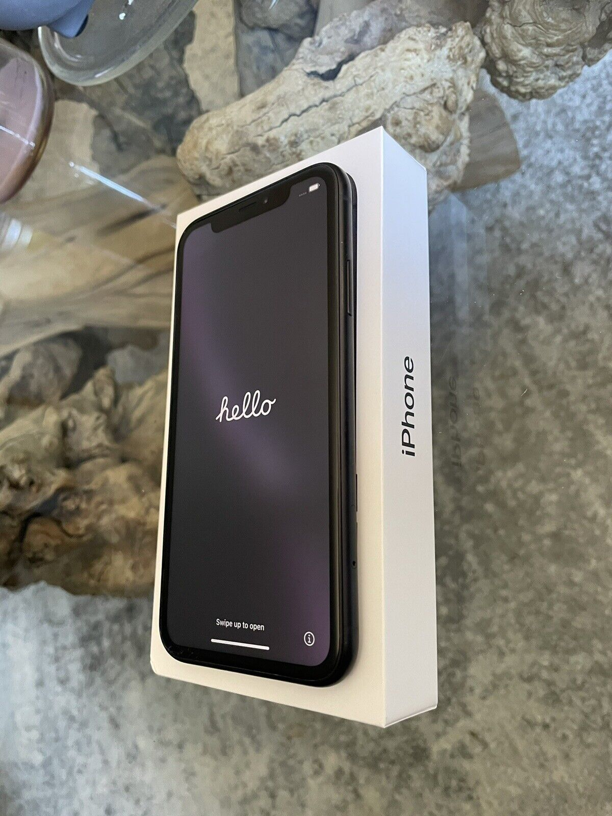 Apple iPhone XR - 64GB - Black (Unlocked)
