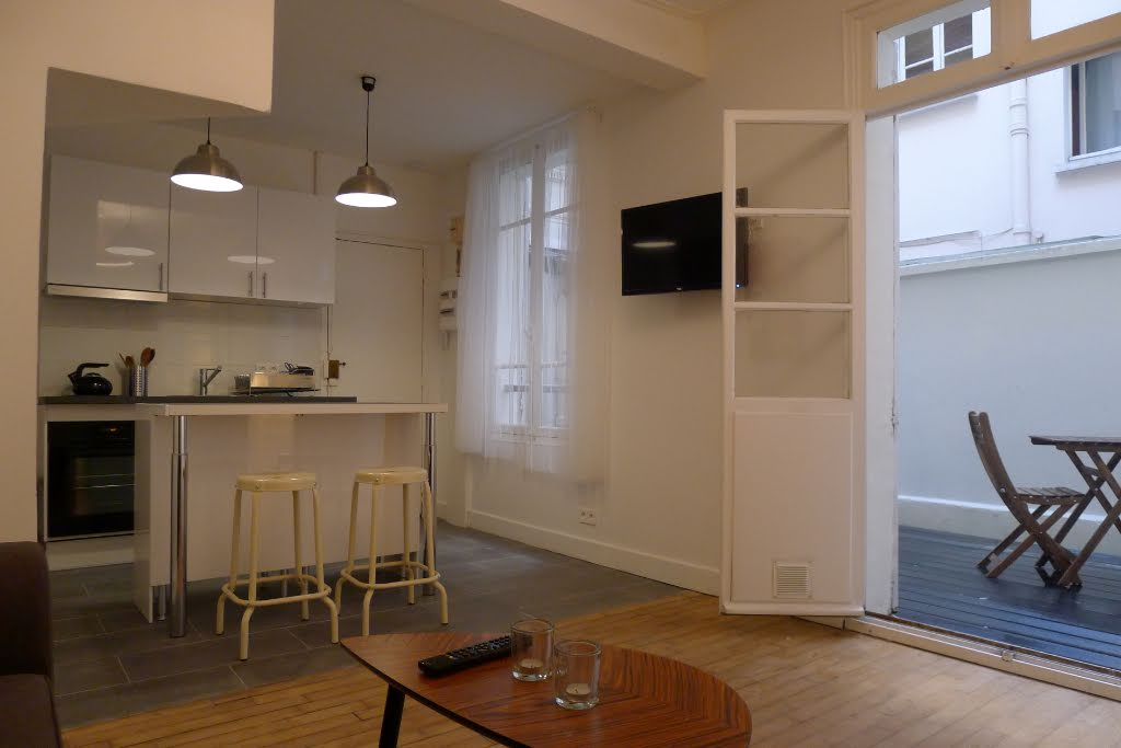 Appartement meublé de 30m² terrasse sur Paris 10ème