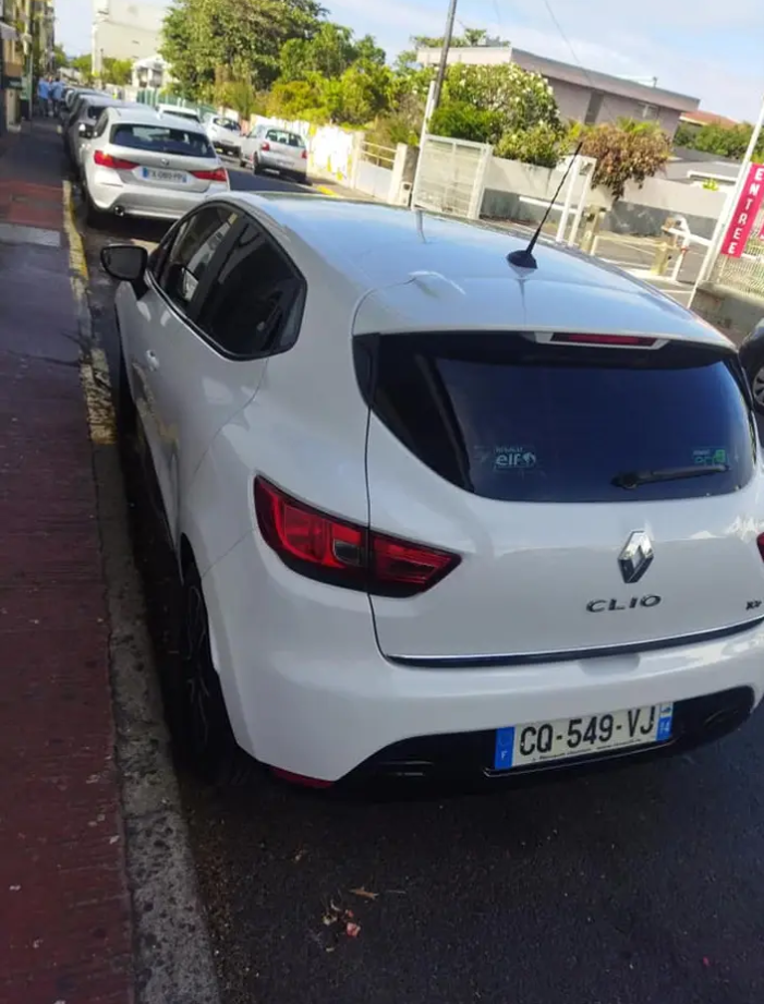 Renault Clio - Miniature 5