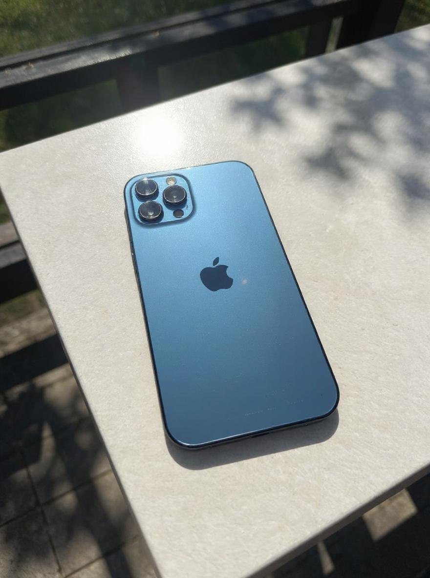iPhone 12 Pro 512 Go avec chargeur