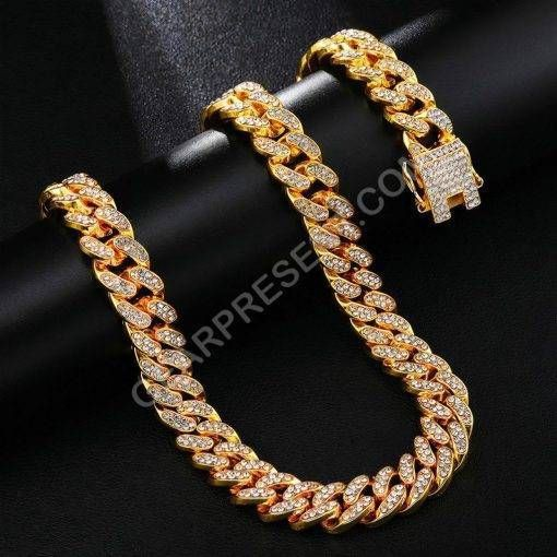 Collier homme vrai