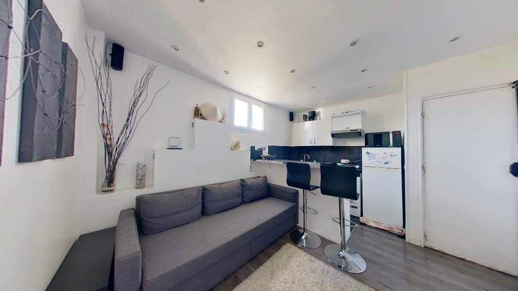 APPARTEMENT 02 PIÈCES DE 29 m2 À LOUER À COURBEVOIE
