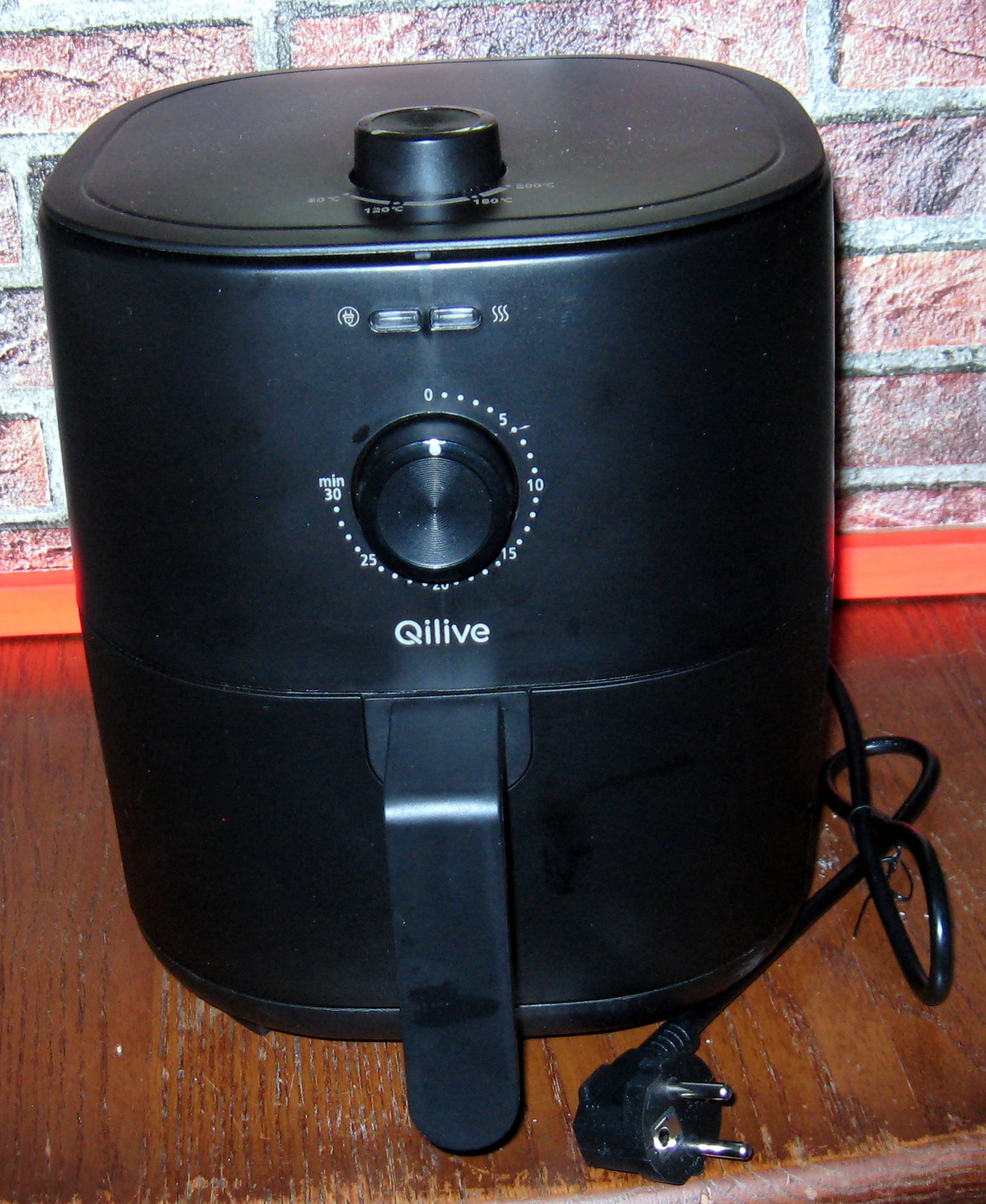 Friteuse sans huile AirFryer Q5667 - Miniature 4