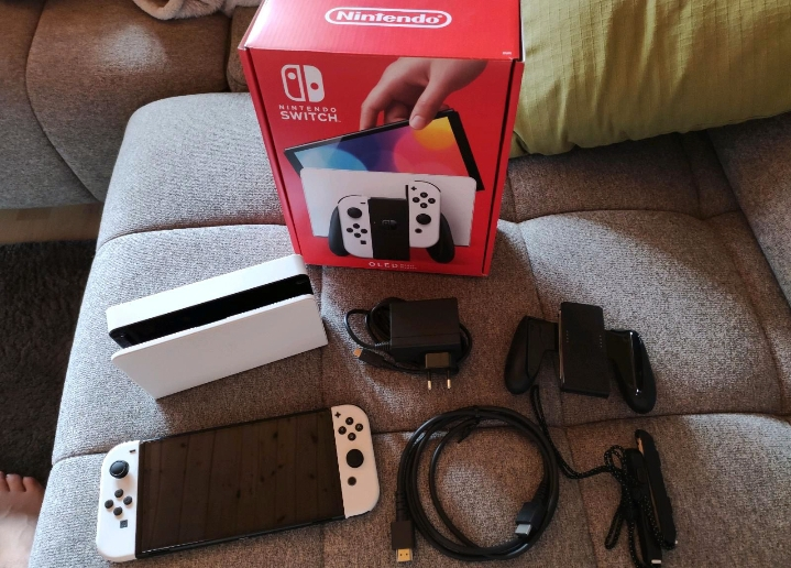 Nintendo Switch OLED