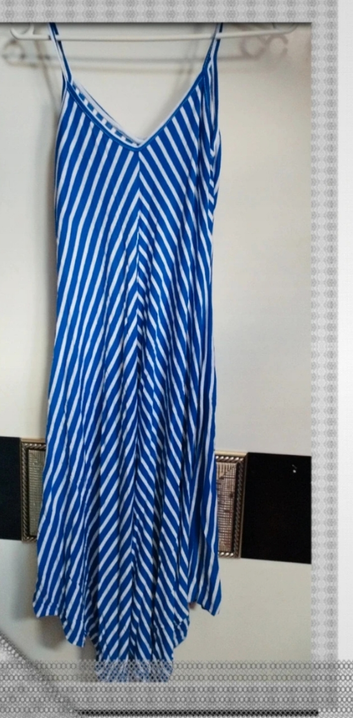Robe Mi-longue Élégante