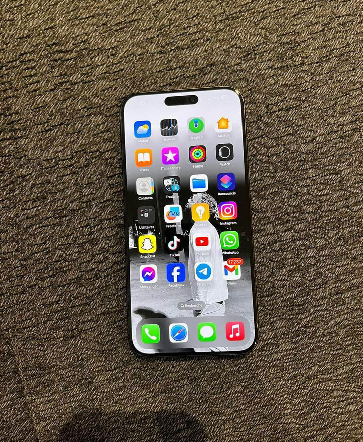 iPhone 15 Pro Max __512gb