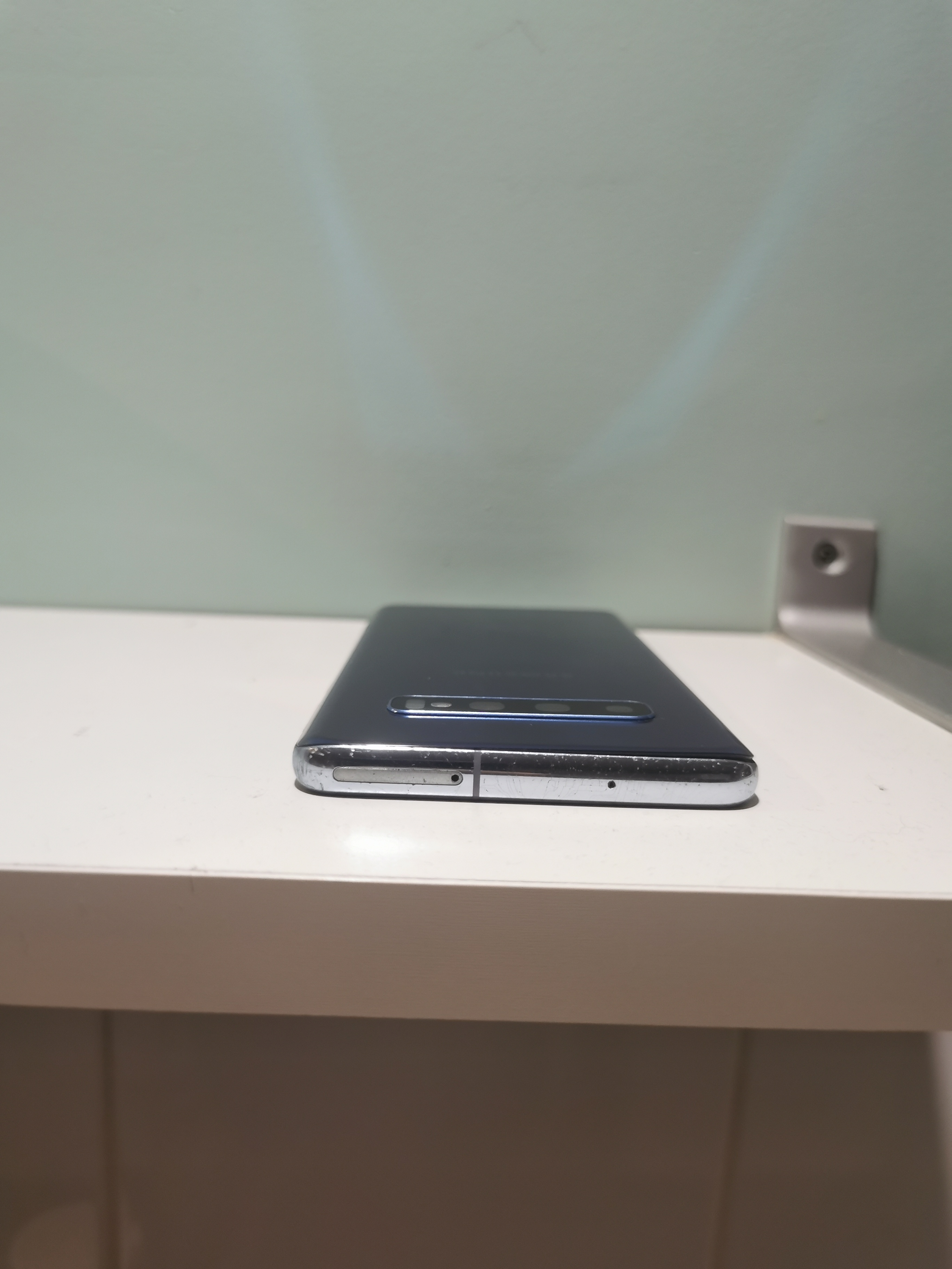 Samsung S10 en excellent état - Miniature 2
