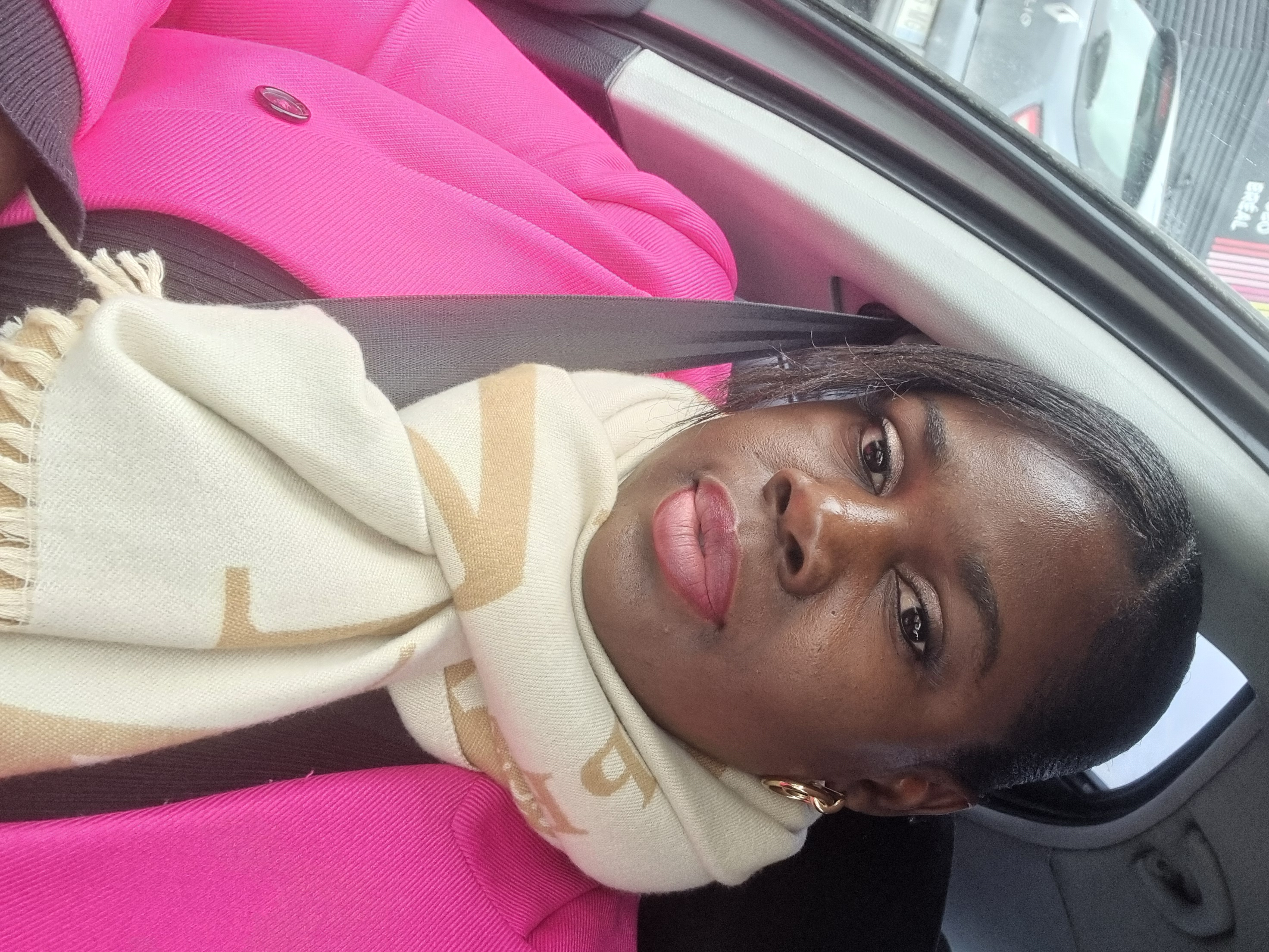 Offre de services . Tresses et nettoyage