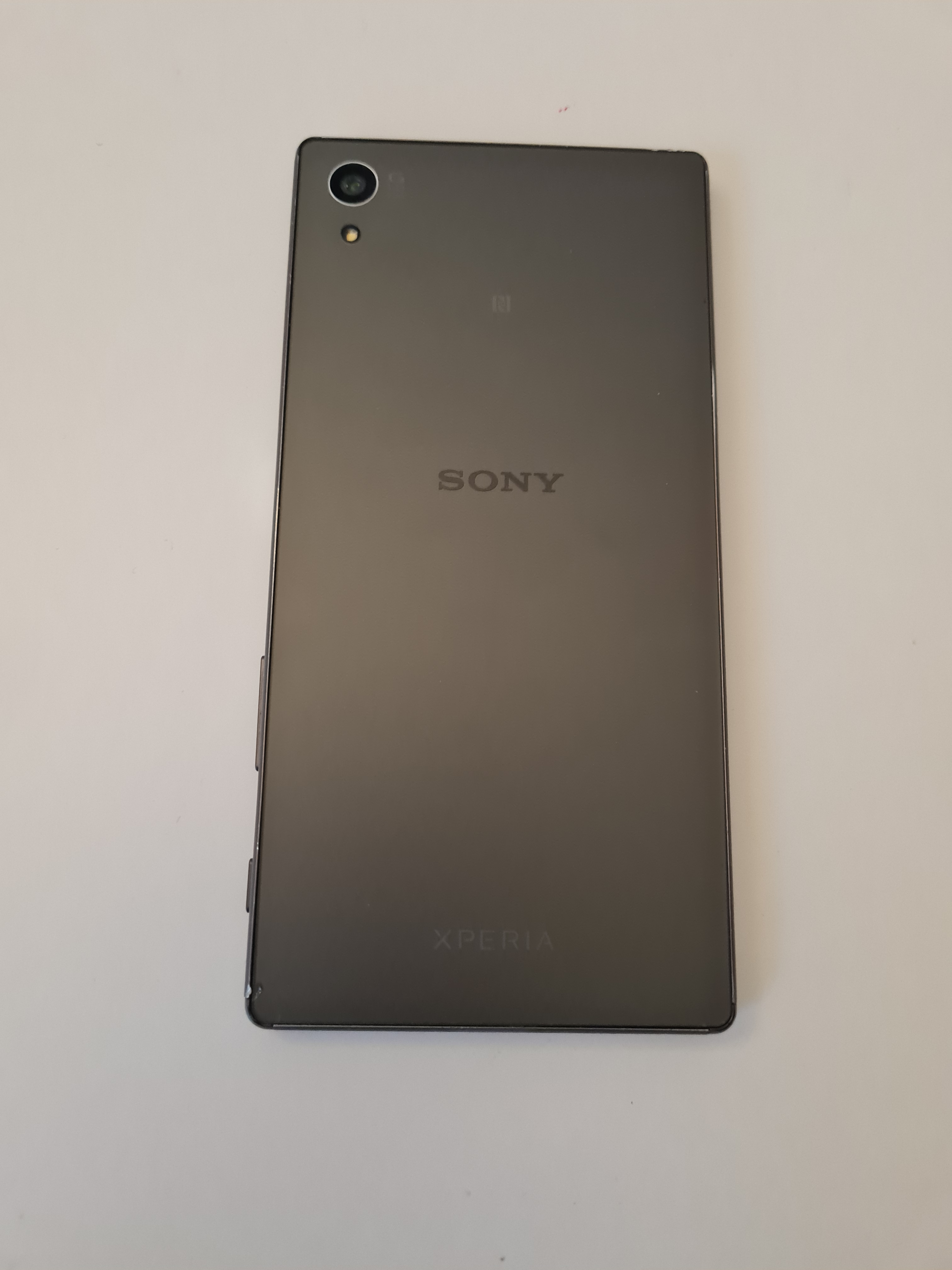 Sony Xperia E6653 32 Go - Miniature 5