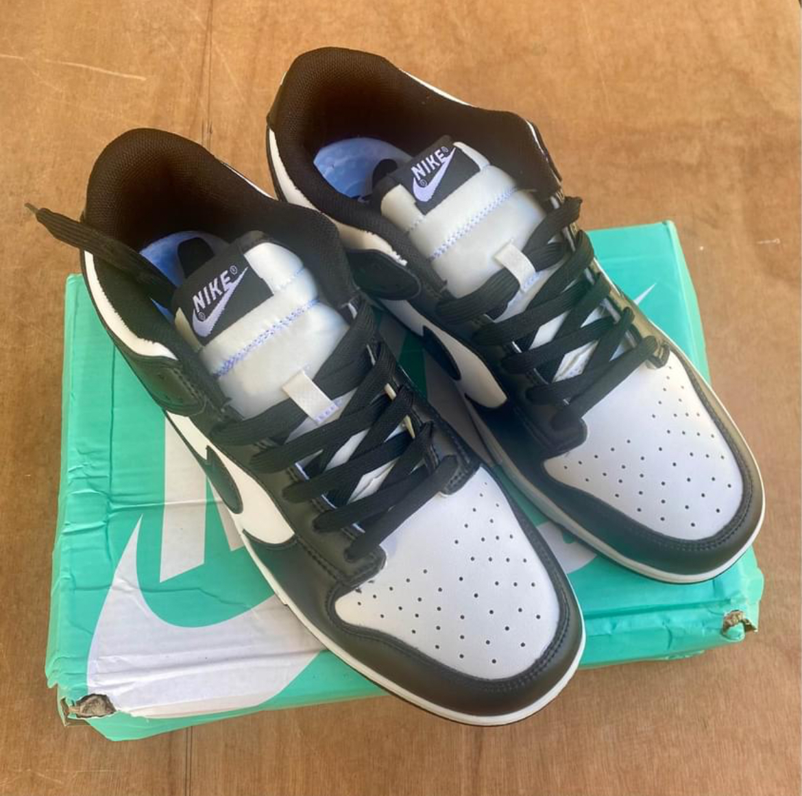 Chaussures de sport Taille 43