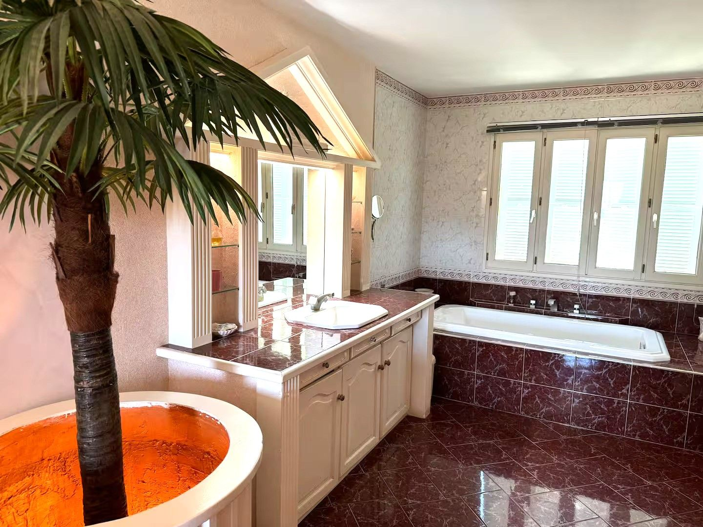 Appartement de type T4 en duplex sur une propriété privée L33 - Miniature 10