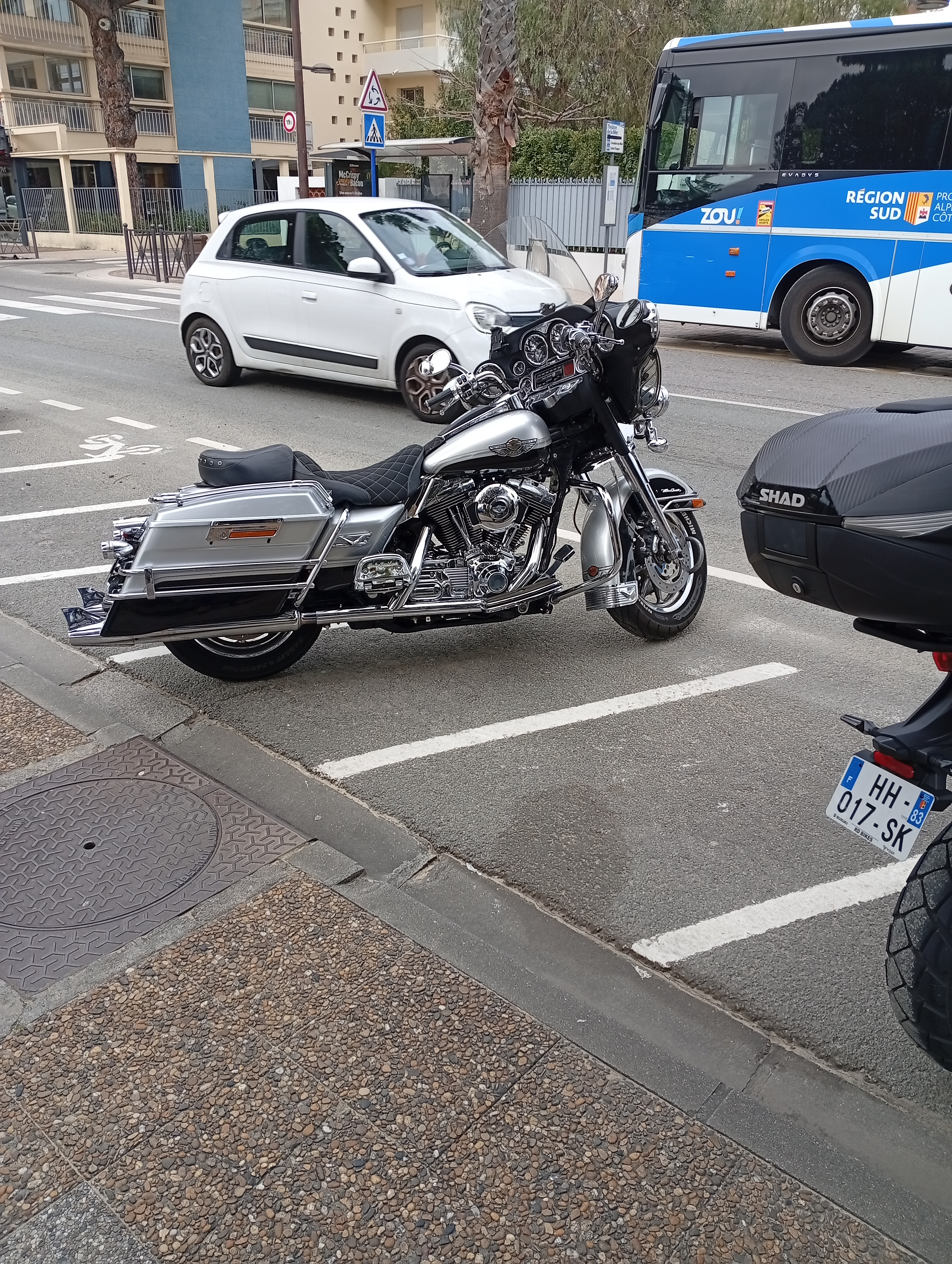 Harley Electra Glide 100e Anniversaire à Vendre