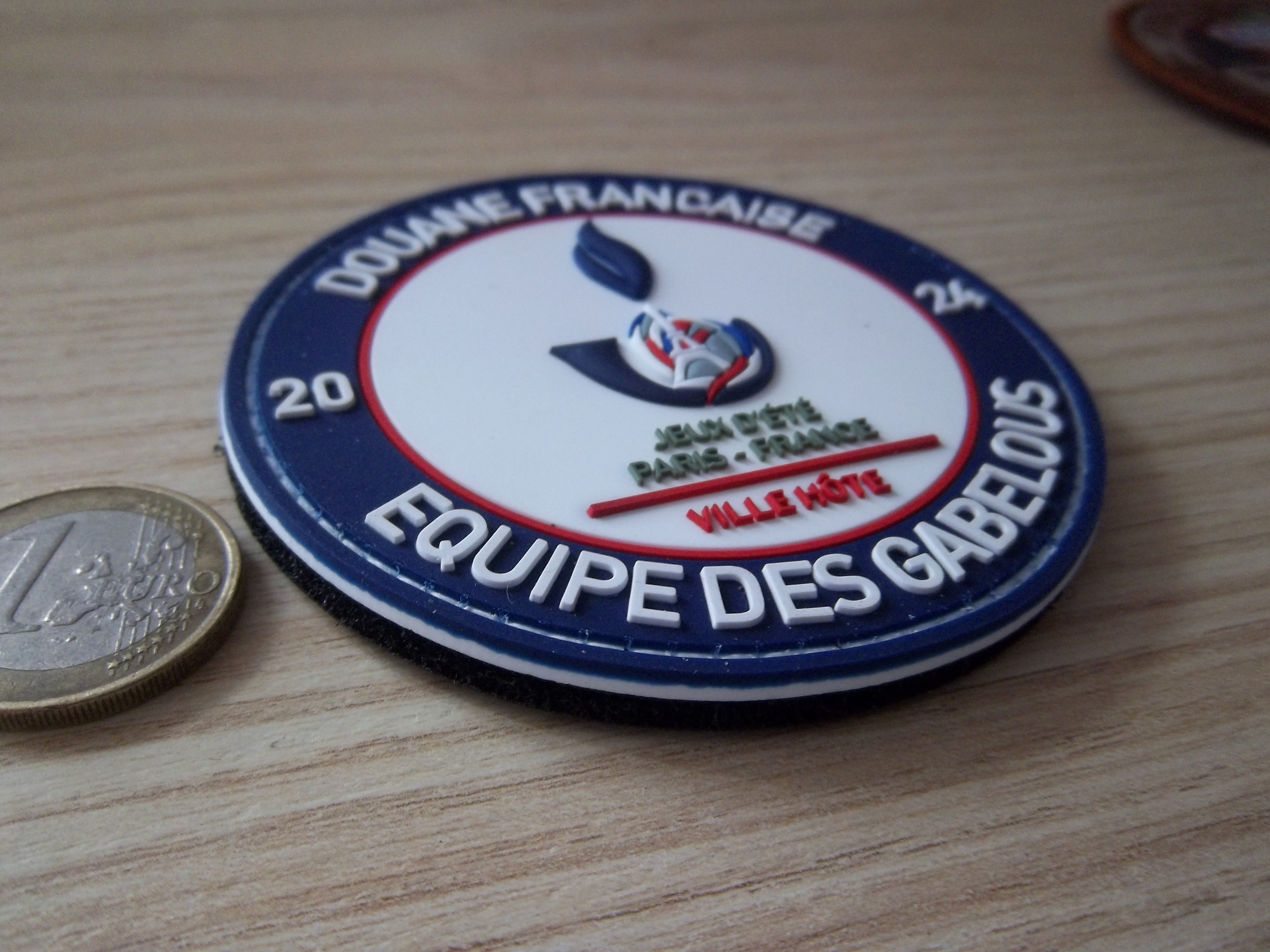 Écusson collection Douane Française Paris 2024 - Miniature 2