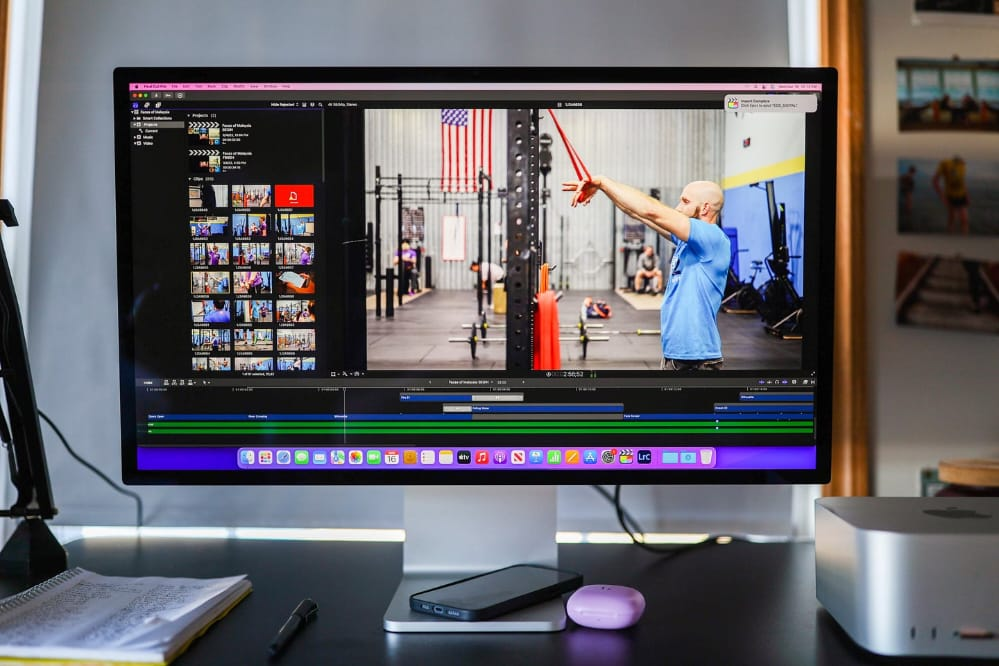 Apple - Studio Display - Verre nano-texturé - Support  à inclinaison et hauteur réglables