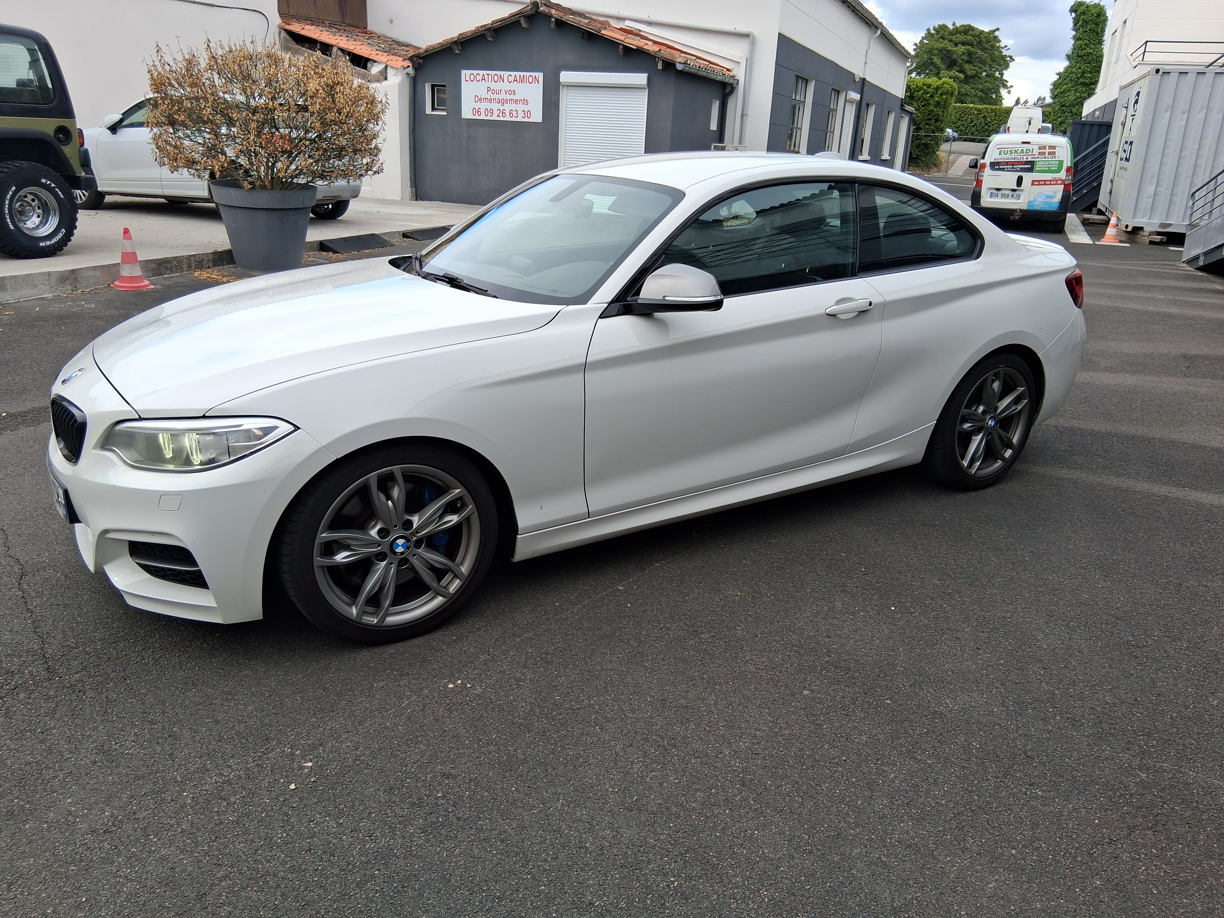 VEND BMW 235I