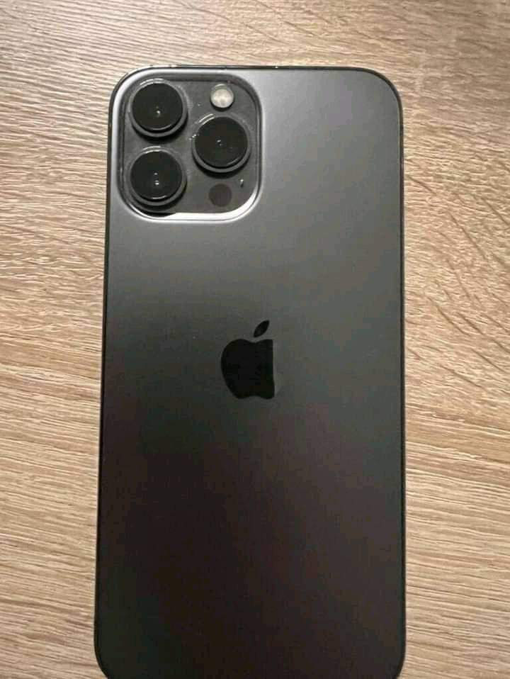 Des iPhones disponible - Miniature 2