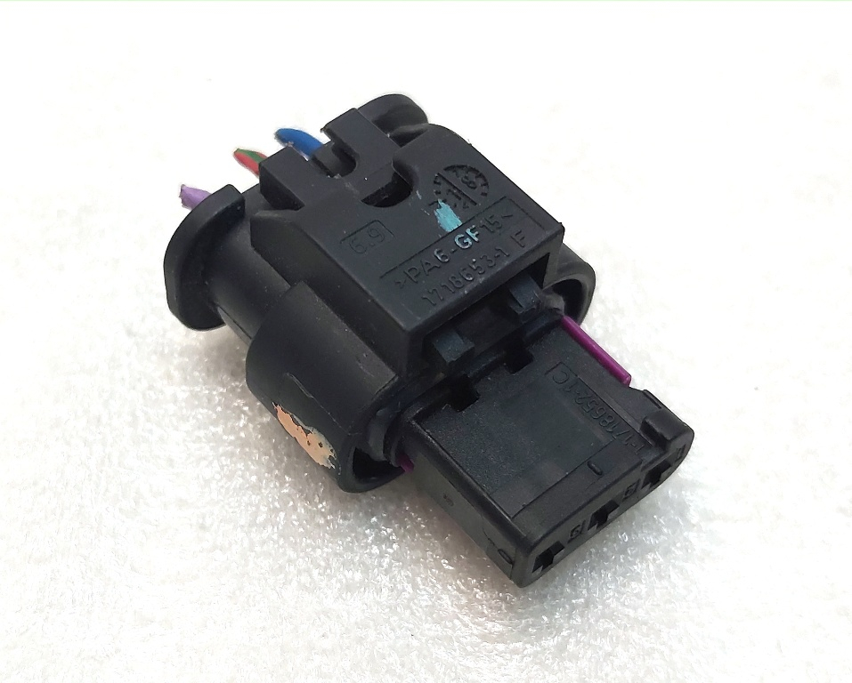 Connecteur de capteur de stationnement 1127502-00 1127503-00 DELPHI
1718653-1F
