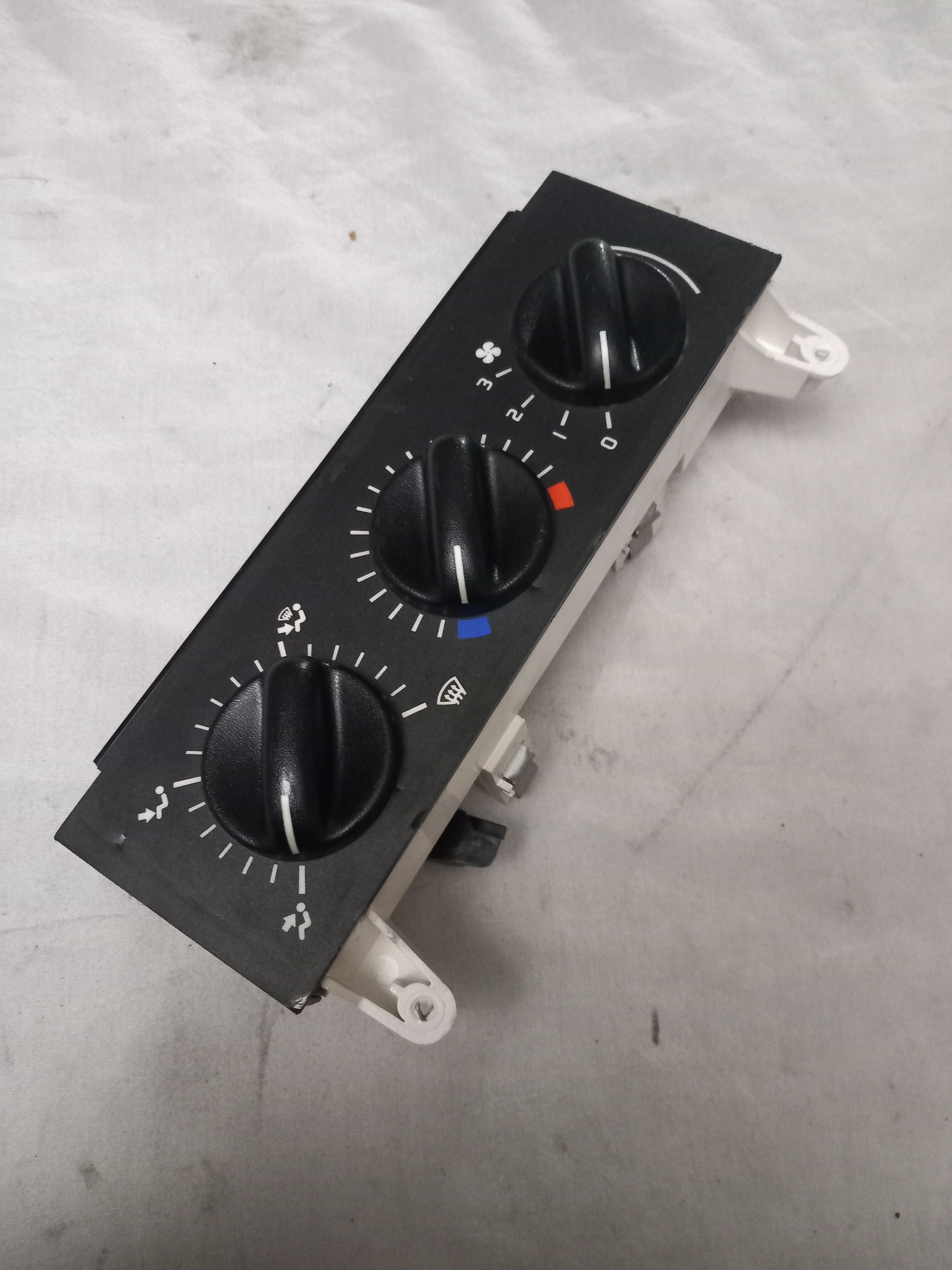 Commande de ventilation Renault Clio 1990-1999