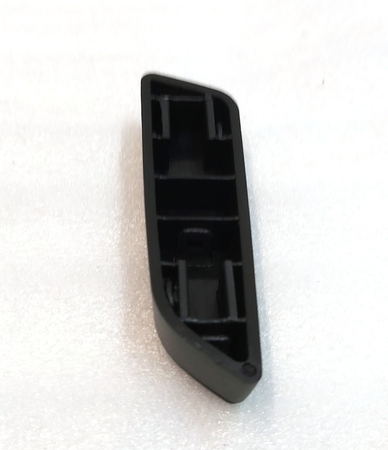 Bouton de réglage de la position de la partie inférieure Tesla
1098842-01-D-P AE