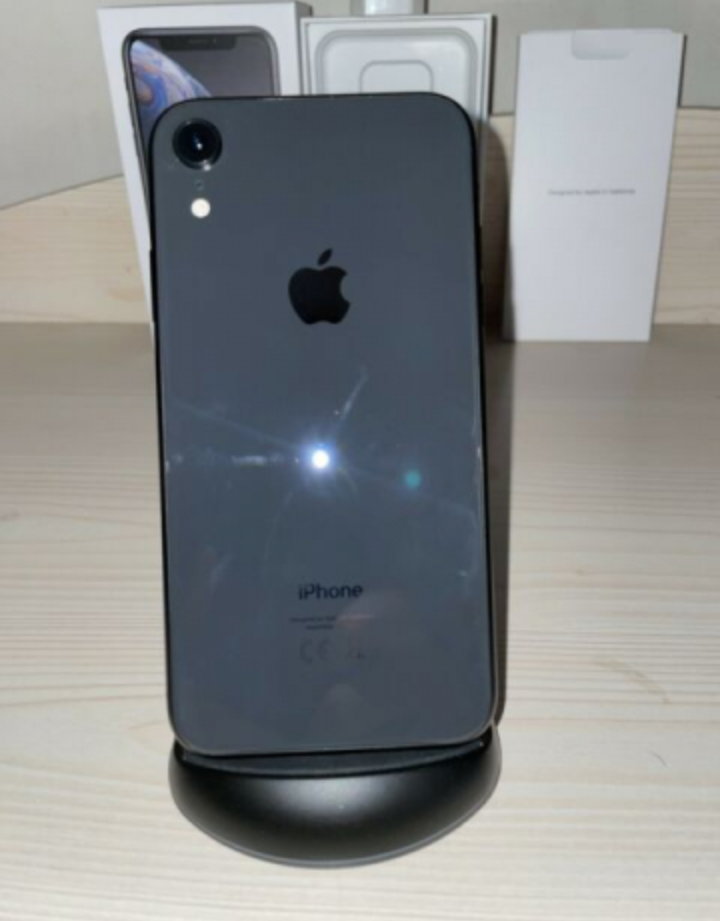 À vendre iphone XR