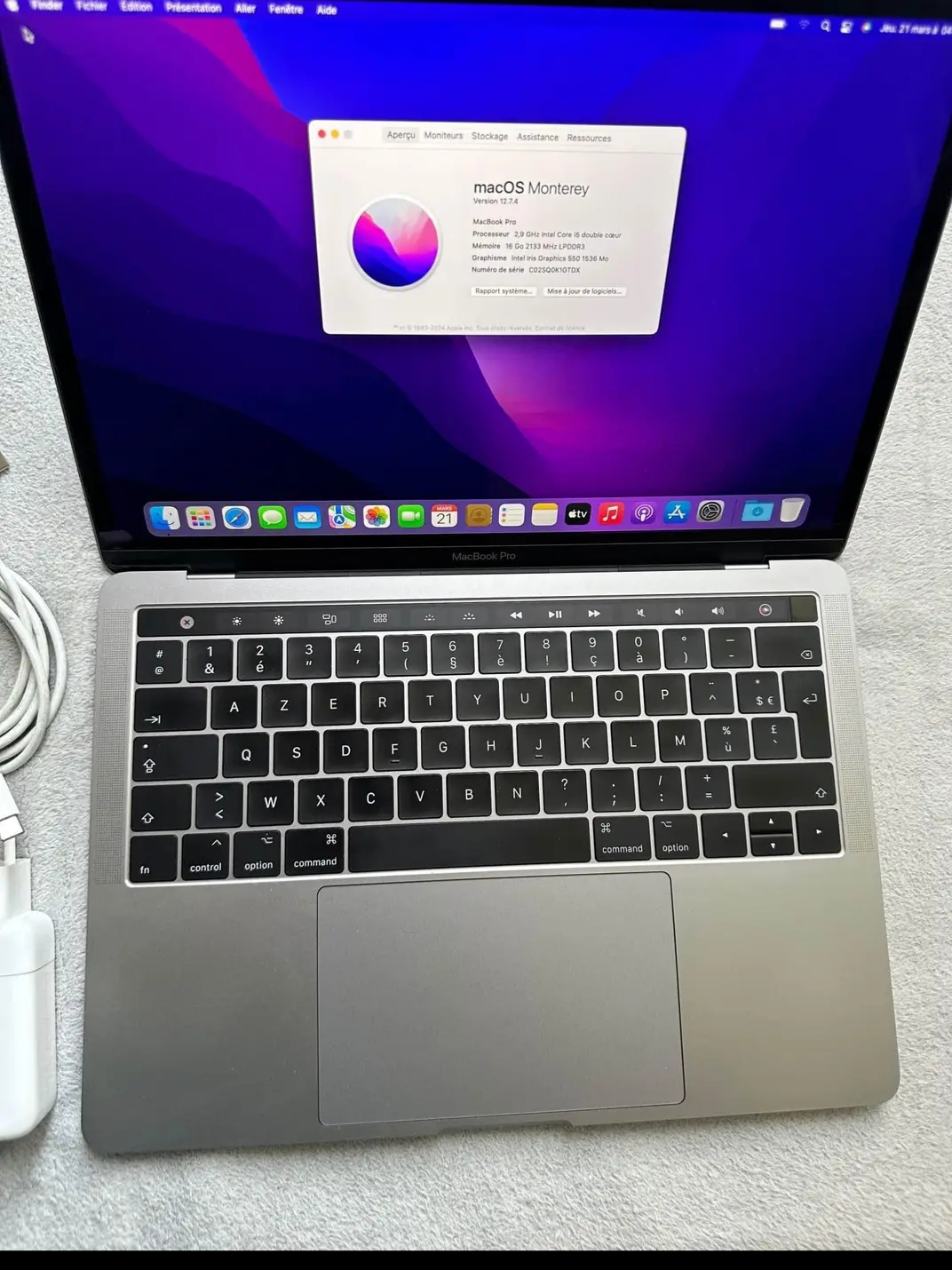 Vente de mon PC MacBook pro comme neuf - Miniature 5