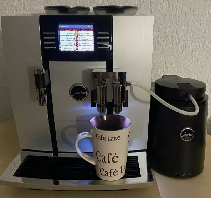 Machine à café en aluminium JURA GIGA 5, entièrement automatique, 2x grains de lait, réfrigérateur, 