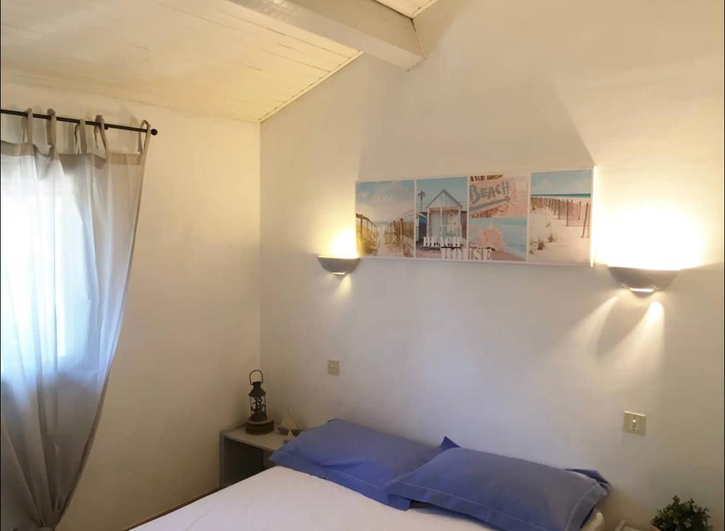 Maison familiale de vacances avec piscine proche de la plage