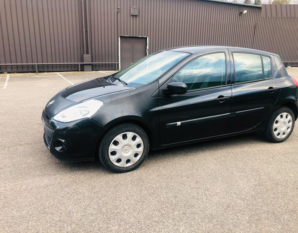 RENAULT CLIO 3 III 5 Portes