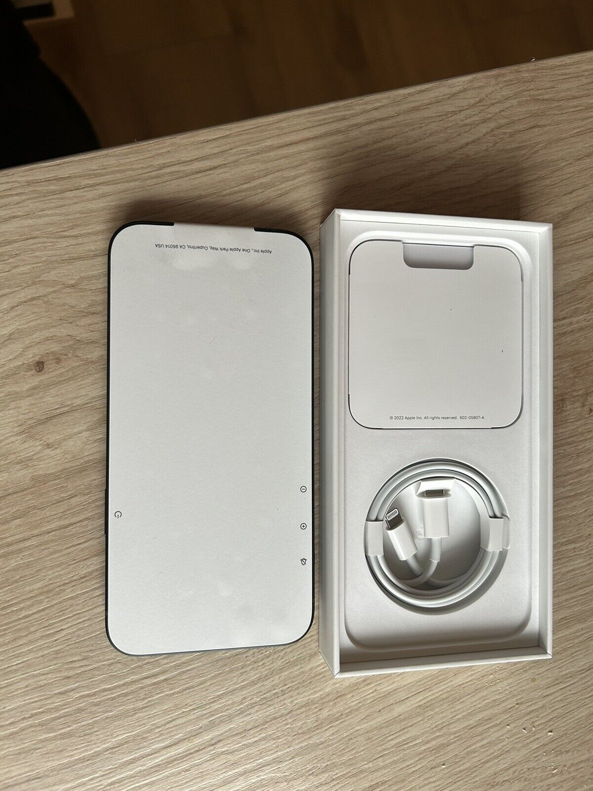 Iphone 14 midnight - Miniature 2