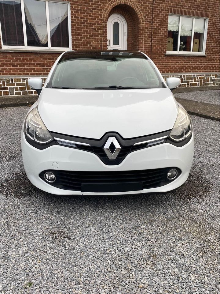 Renault clio 1.2 Cc essence année 2015 !!! 100000 km !!! - Miniature 4