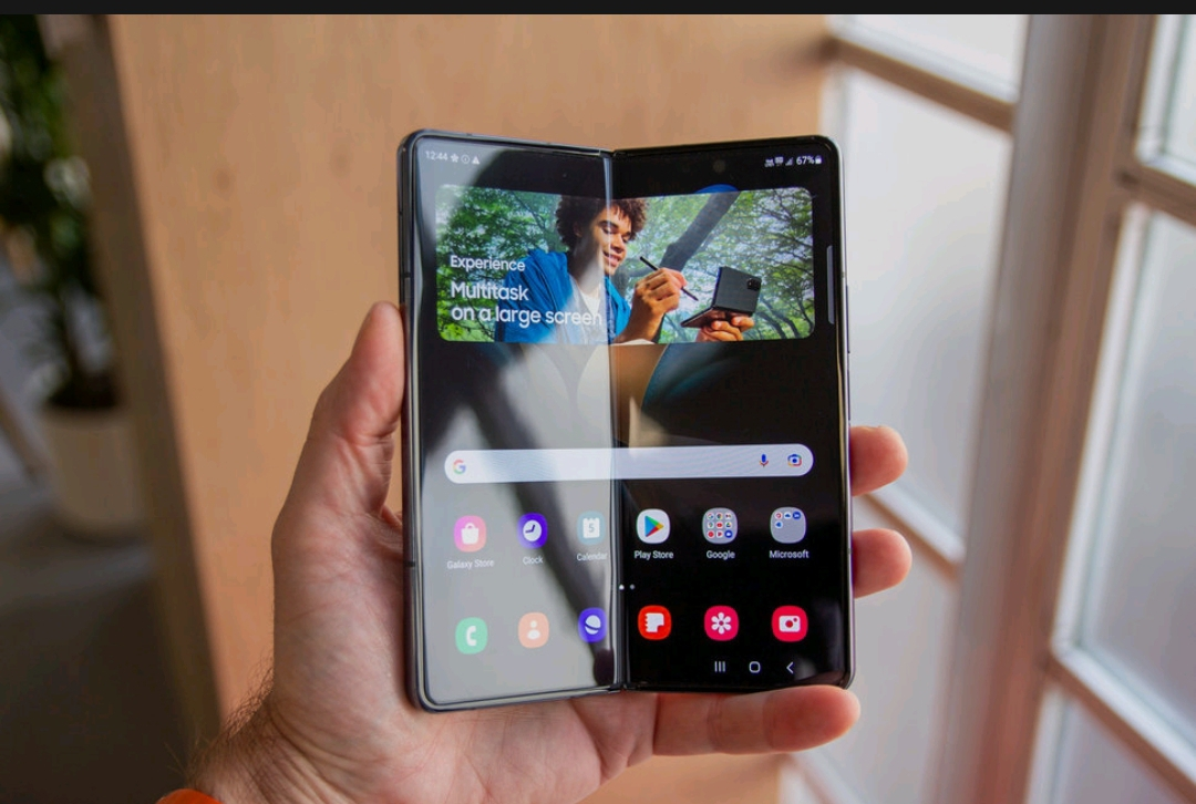 Samsung Z fold 4