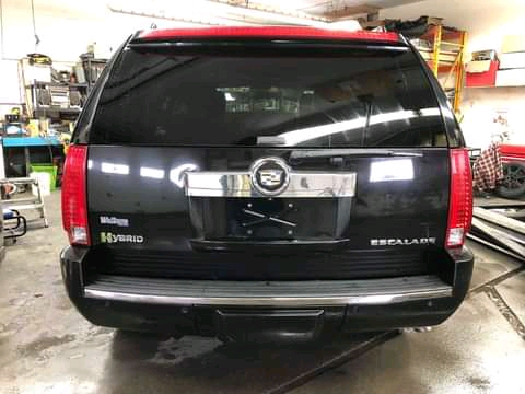Cadillac Escalade 2011 V8