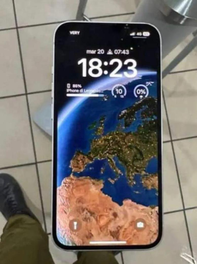 iPhone 13 - Bordeaux - pas de livraison