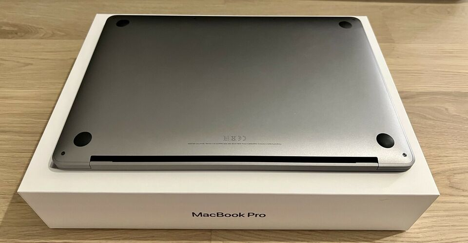 macbook pro - Miniature 2